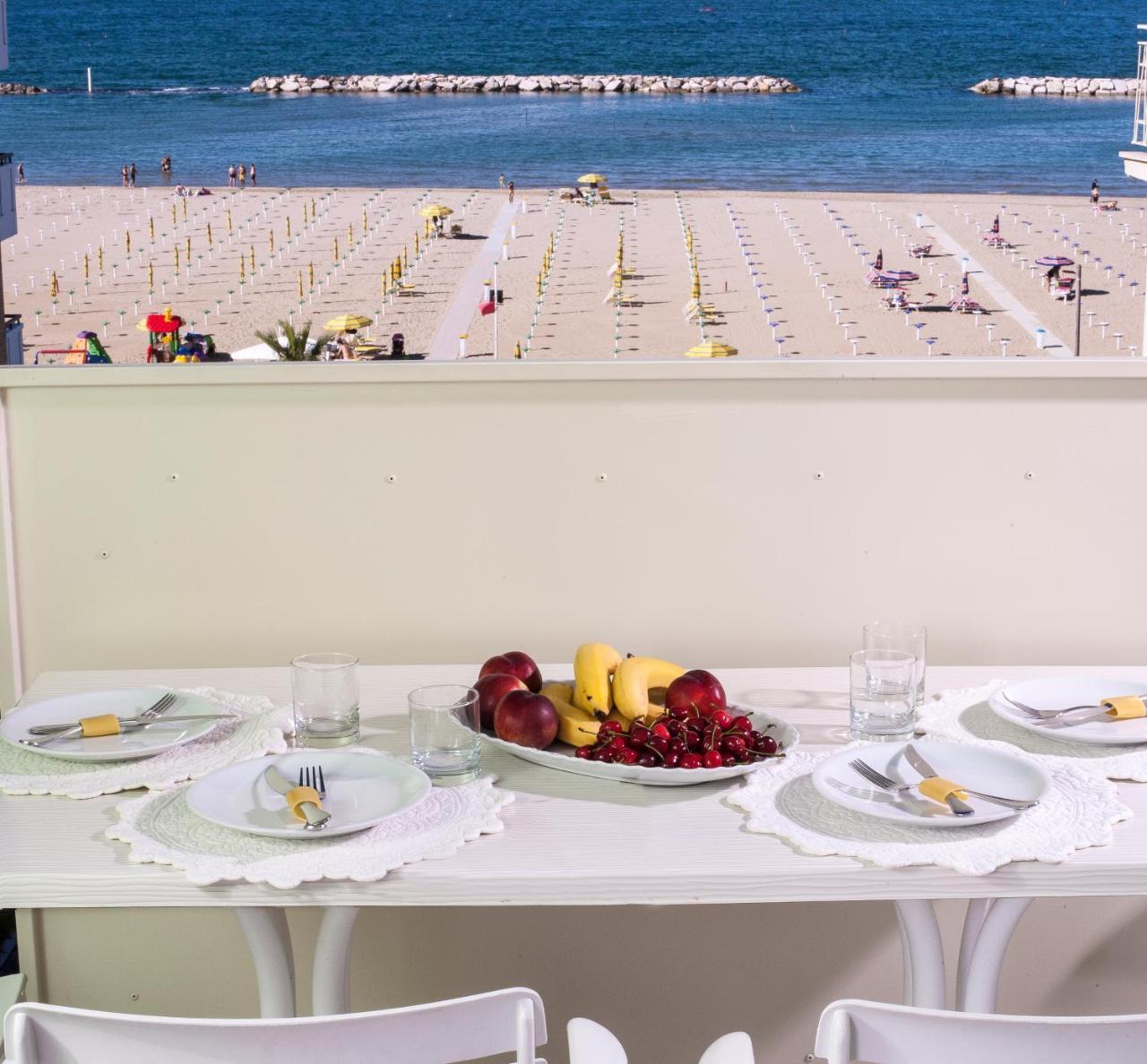 Beach Residence Gabicce Mare Ngoại thất bức ảnh