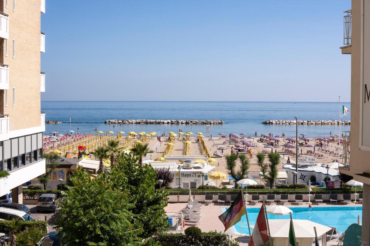Beach Residence Gabicce Mare Ngoại thất bức ảnh